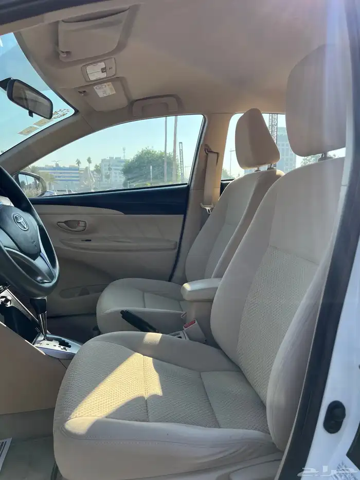 تويوتا يارس موديل 2017 ليمتدد 23