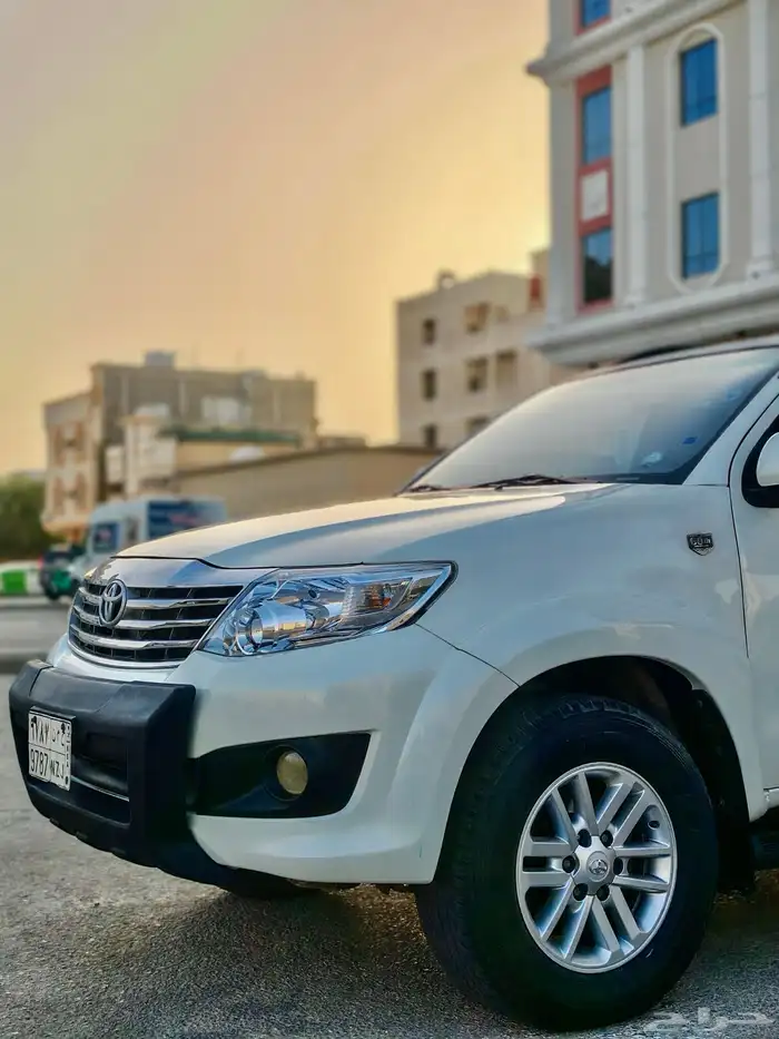 تايوتا فورشينار 2015 فل كامل ستين عام VX 6