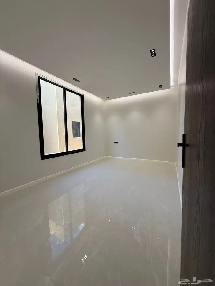 دور علوي فاخر للإيجار بحي النسيم 10