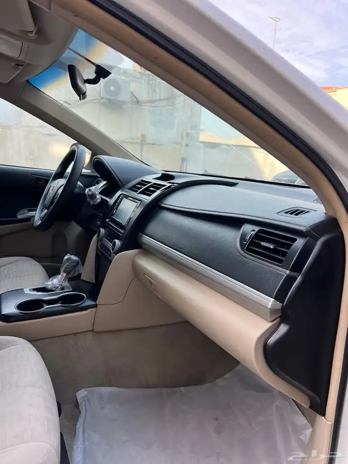 تويوتا كامري GL موديل 2016 30