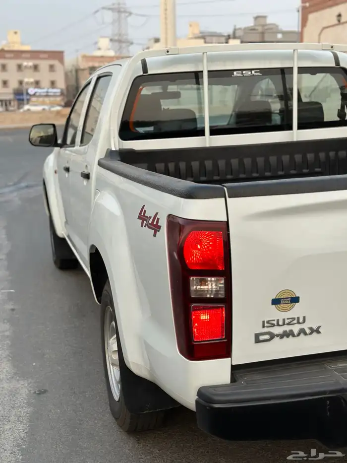 ايسيزو ديماكس دبل 2023 17