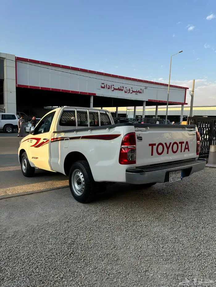 تويوتا هايلوكس 2014 GL سعودي عداد 167 الف 9