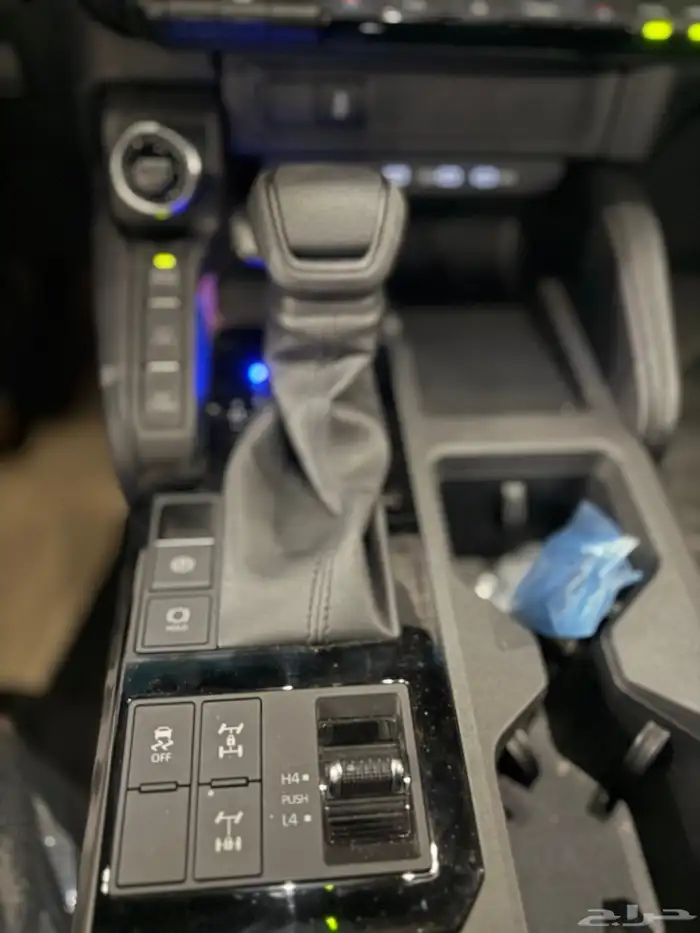 للبيع تويوتا برادو TXL.1 موديل 2024 ديزل 25