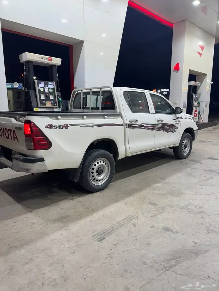 هايلكس 2023 ديزل دبل للبيع 1