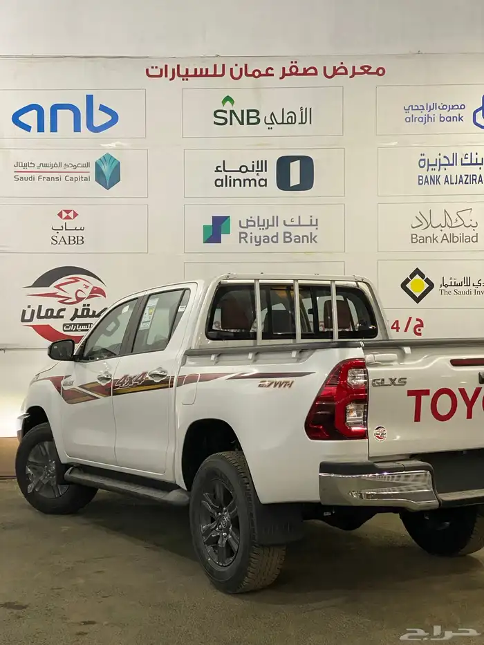 تويوتا هايلوكس 2025 فل كامل بريمي اتماتيك اصفار 5
