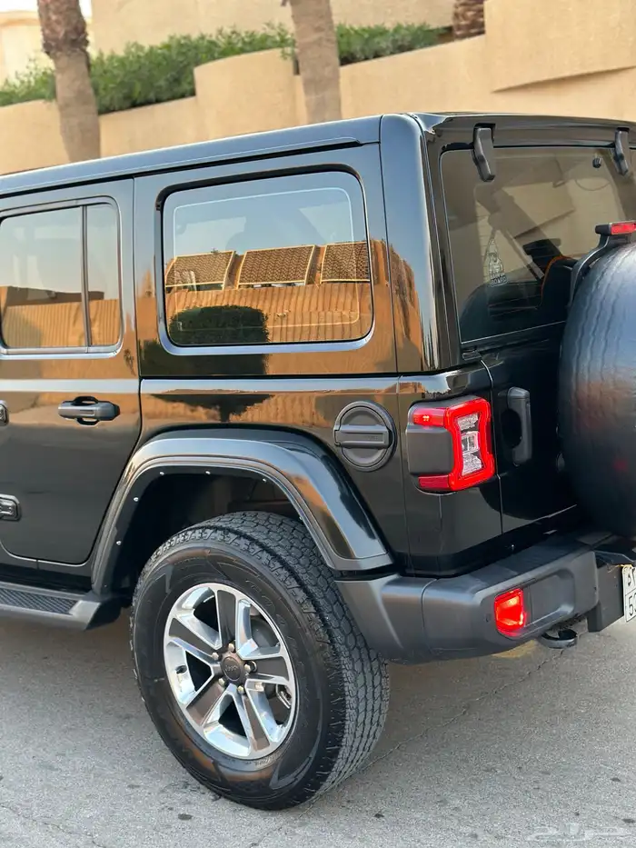 رانجلر صحارى V6 ماشي 33 الف فقط بحاله الوكاله 12