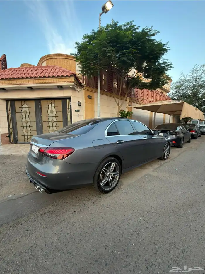 مرسيدس e300 موديل 2019 معدل 2023 12