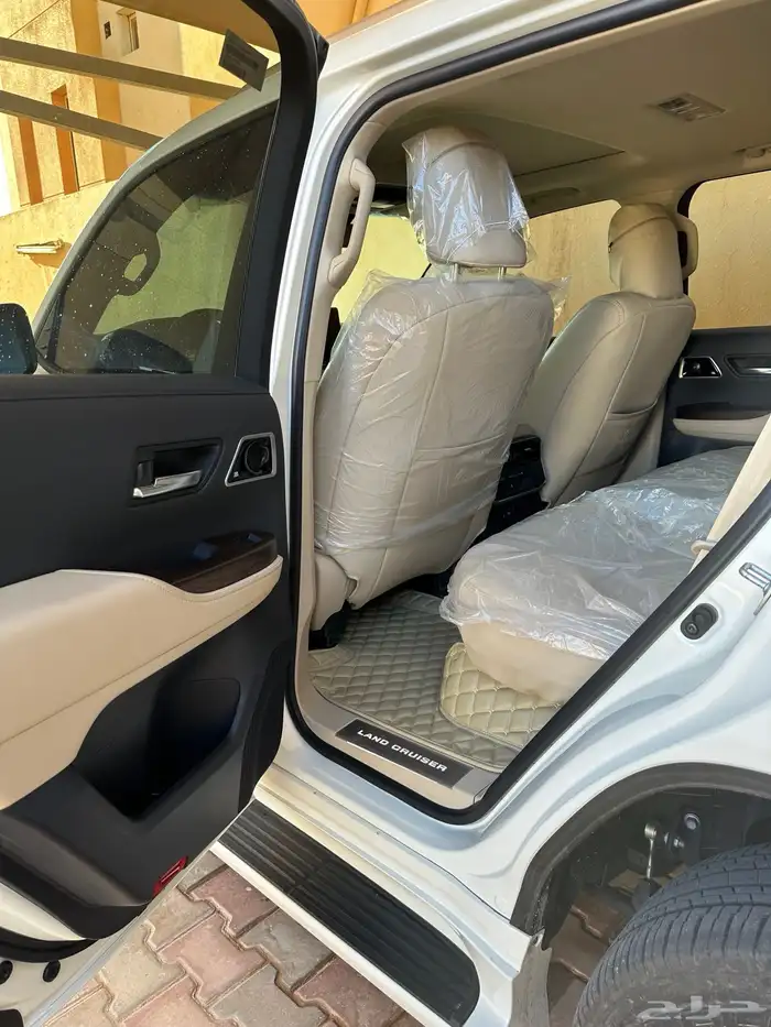 جيب لاند كلوزر GXR 2025 فل كامل بحالة الوكالة 11