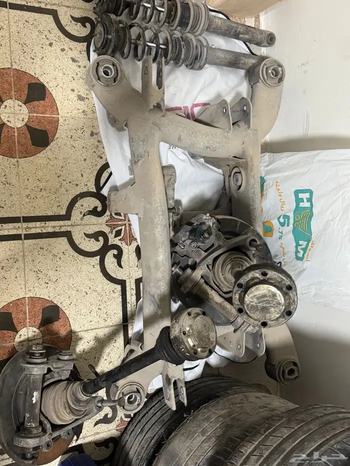 راجع عنواني اسابق بي ام 540 محول كاملهm5 5