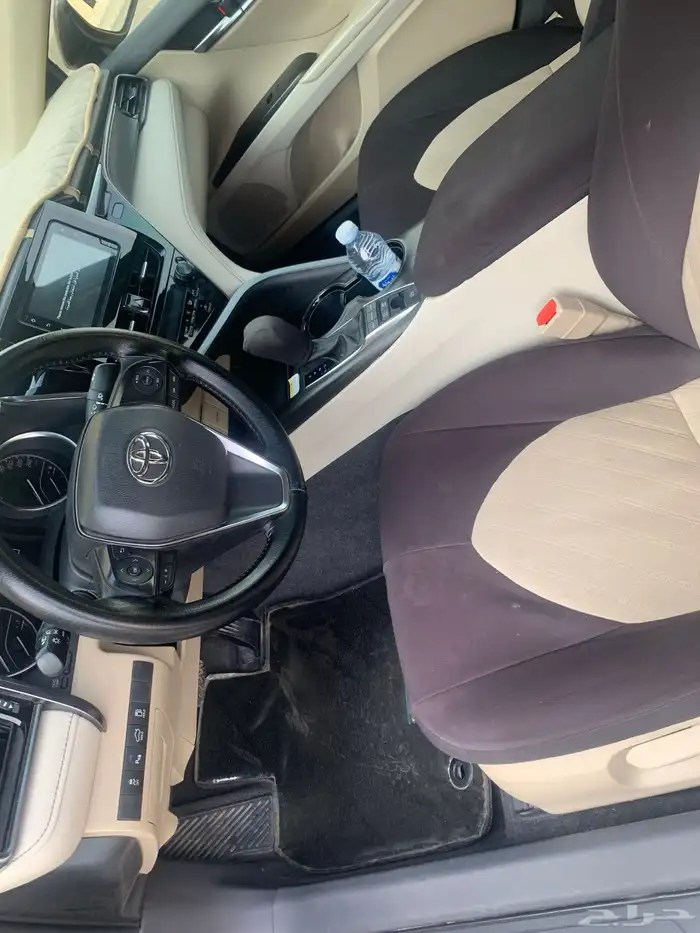 كامري 2023 LE مطور هايبرد تيتانيوم مميز 2