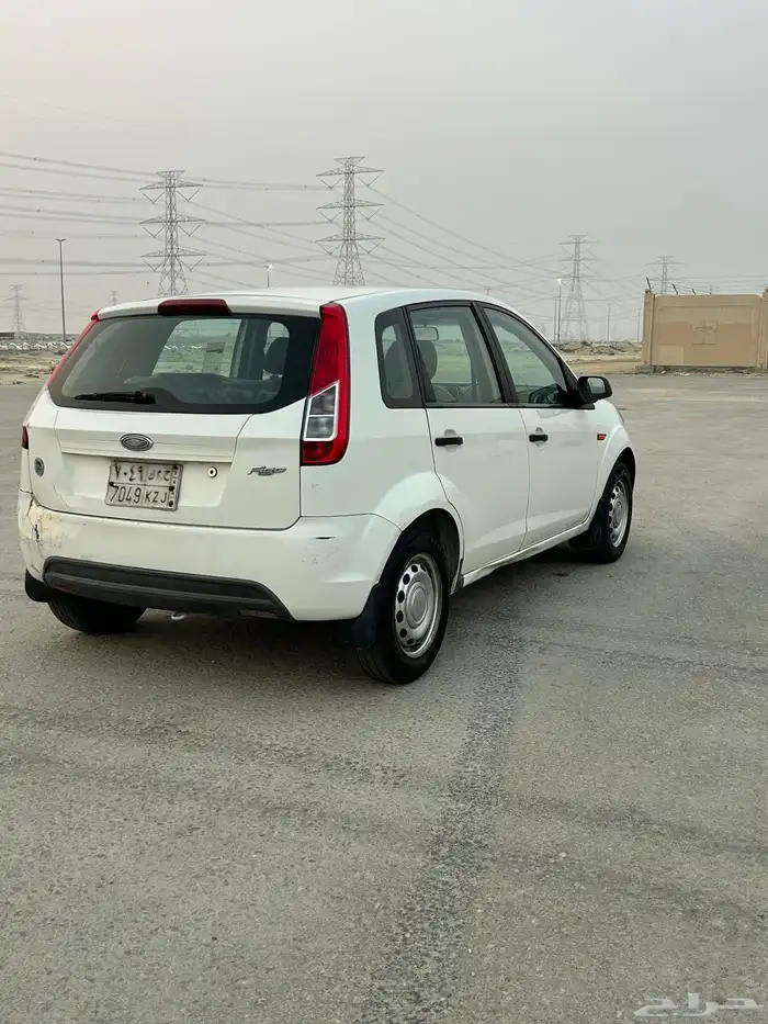 فورد فيجو مديل 2015 2