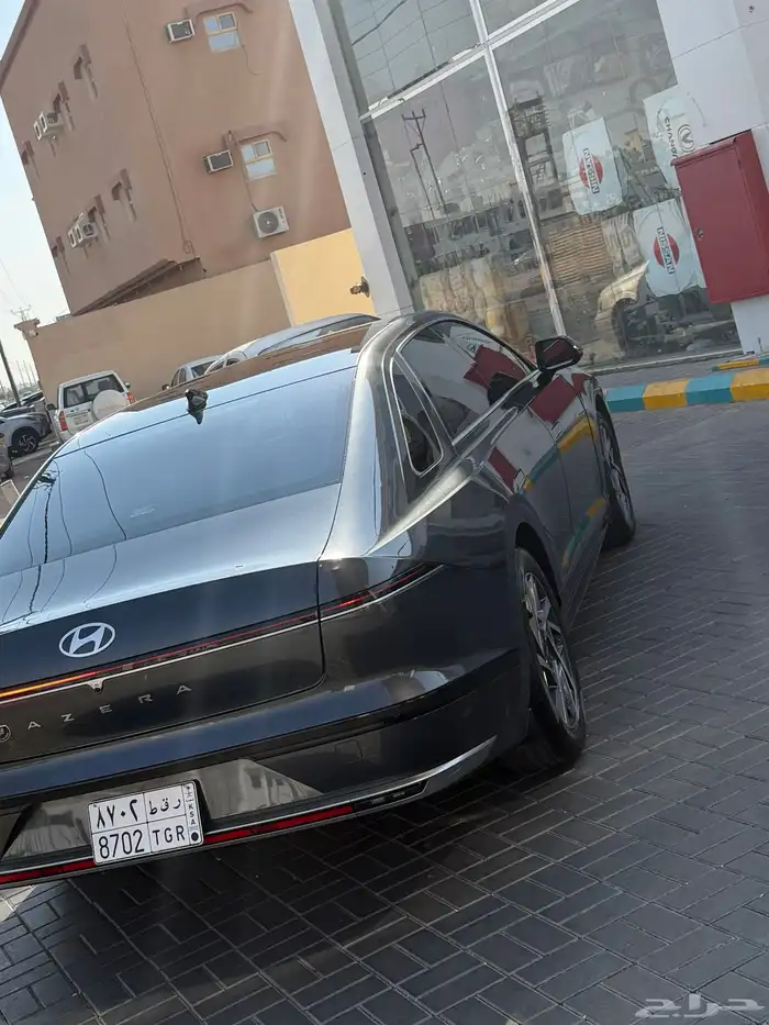 هوانداي ازيرا كلاسيك 2024 13