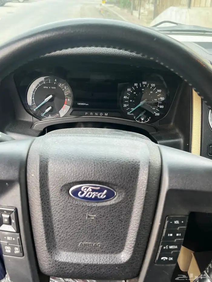 فورد اكسبديشن 2015 4