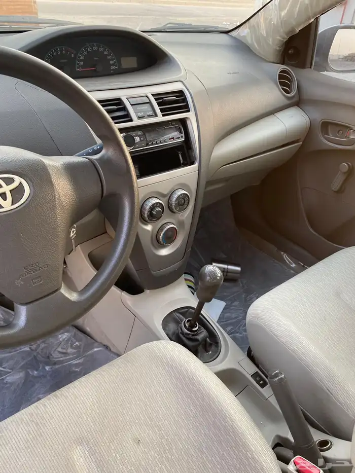 يارس 2010 قير عادي 8