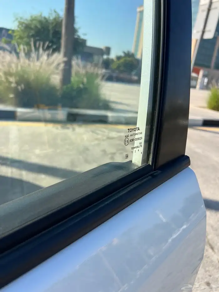 تويوتا يارس موديل 2017 ليمتدد 60