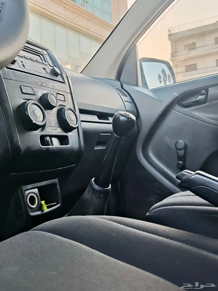 بكب ايسوزو و ميتسوبيشي غمارة وغمارتين ديزل 28