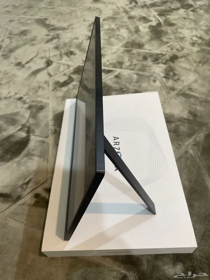 اكس بوكس سيريس و شاشه قيمنق متنقله 3