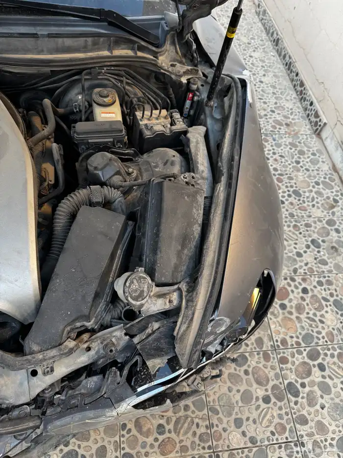 لكزس 2017 is فئة F مصدومه 7