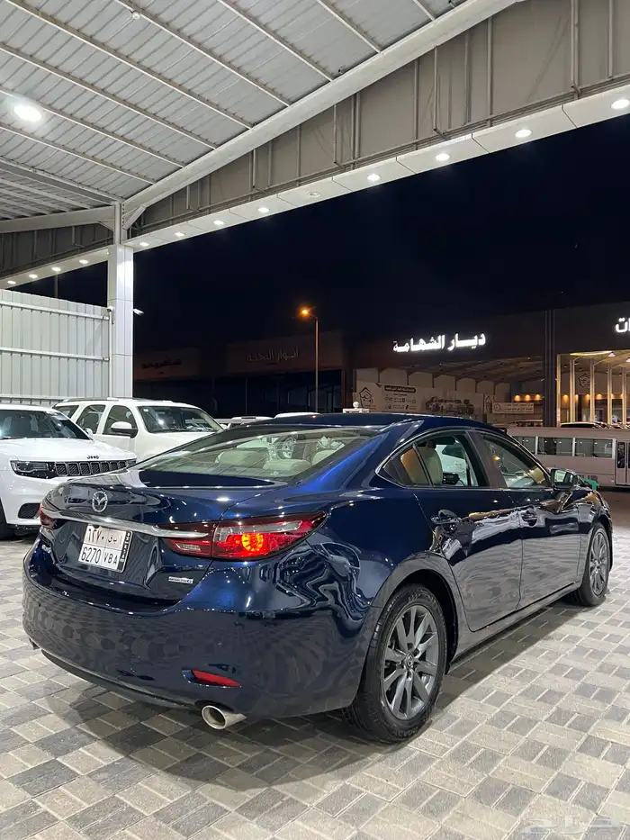مازدا 6 موديل 2023 لون مميز 5