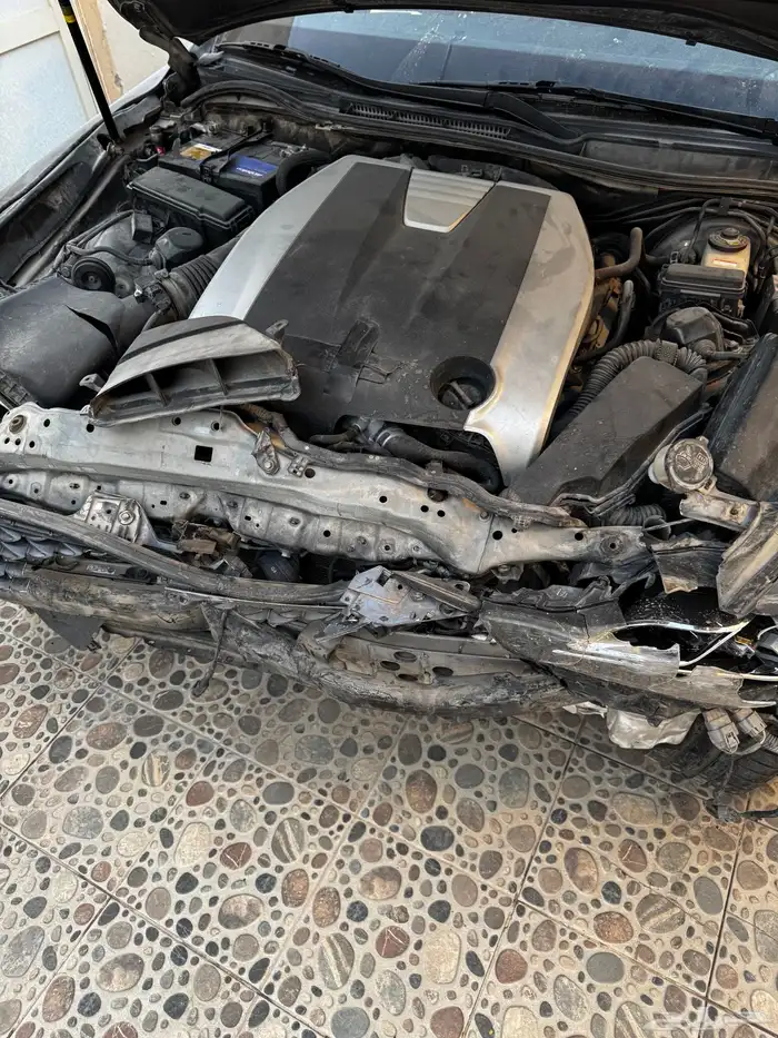 لكزس 2017 is فئة F مصدومه 5