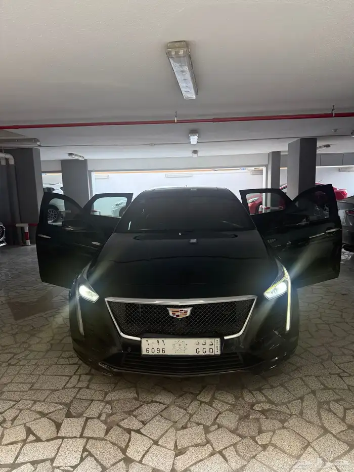 للبيع كاديلاك ct6 موديل 2019 12