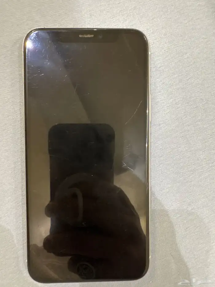 ايفون 11 برو ابيض 1