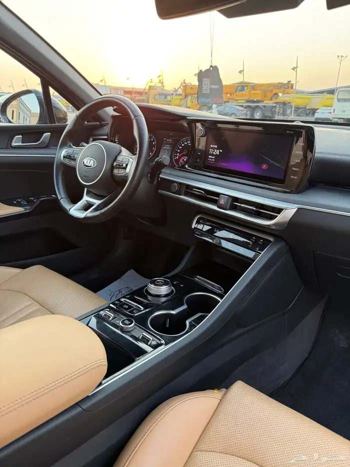 كيا K5 بنورما 2021 ماشيه 58 الف بحالة الوكاله للبيع 11