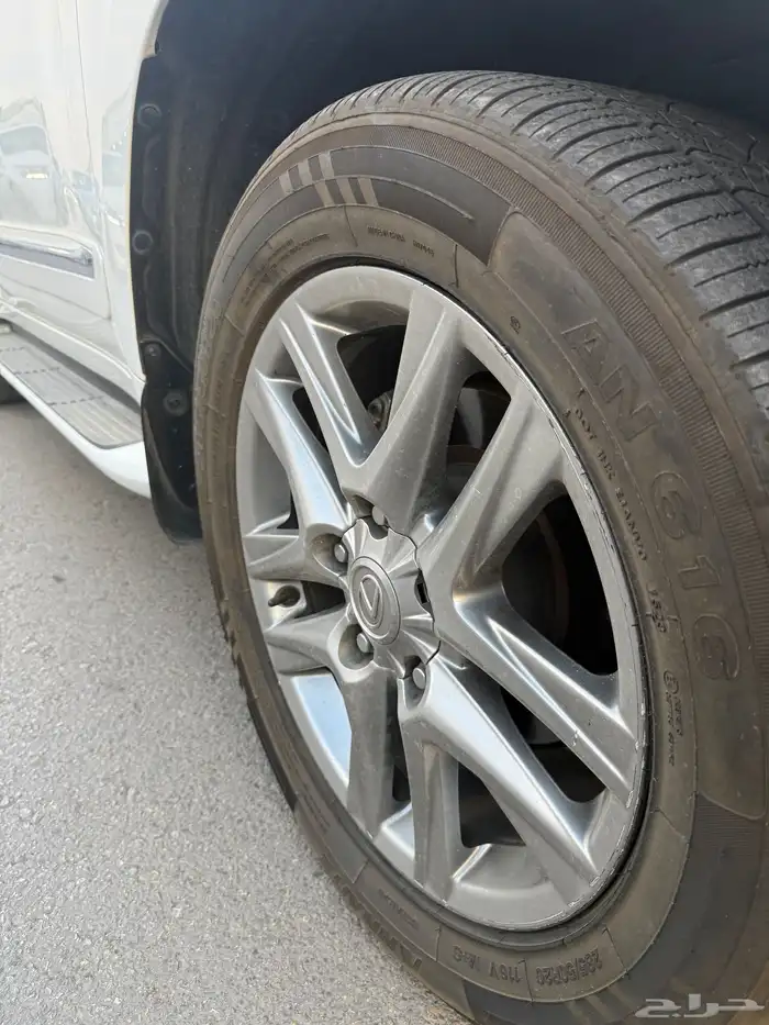 لكزس 2012 مخزن مالك اول فل كامل 7