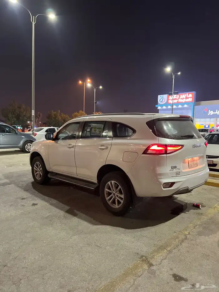 ايسوزو MUX 2023 1