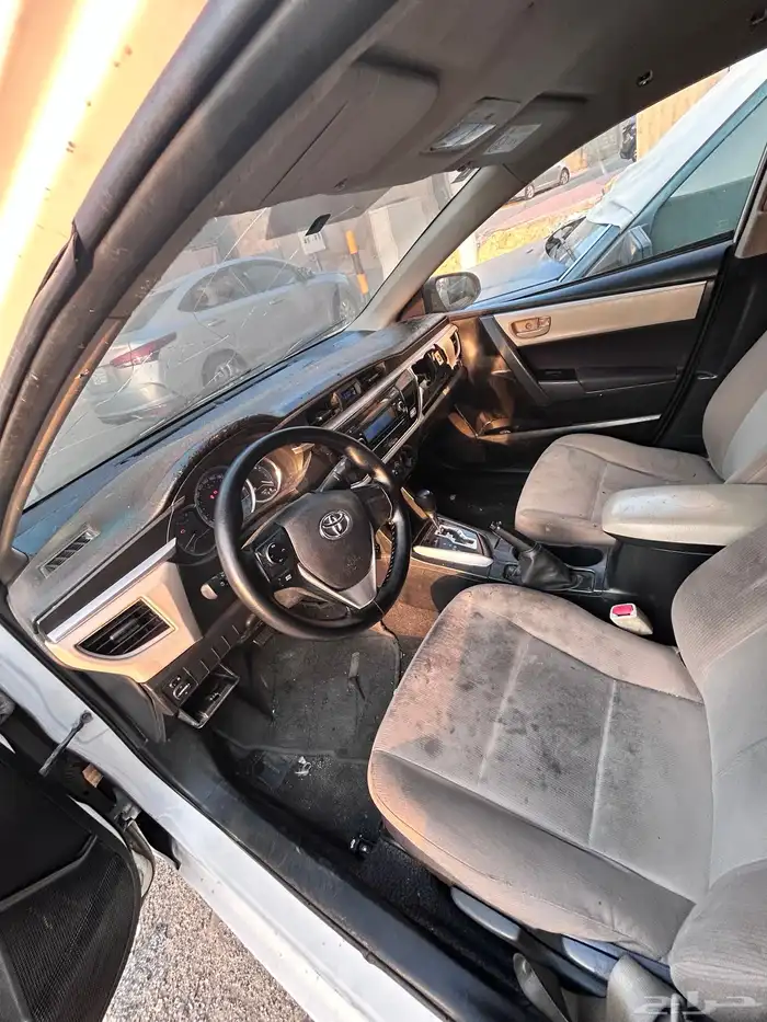 تويوتا كورلا 2015 تشليح او بيع ويتحمل الرسوم 10