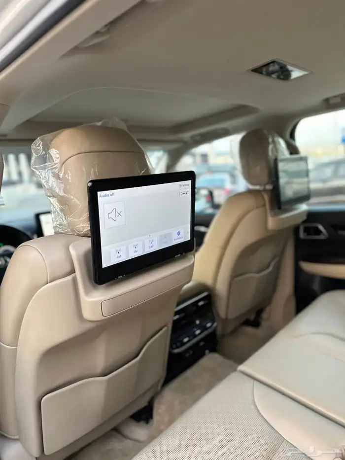 تويوتا لاندكروزر VXR فل كامل توين تيربو 2022 12