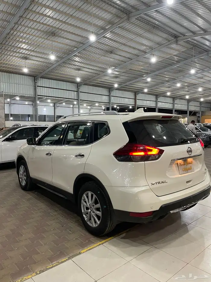 اكس تريل موديل 2022 دبل 8