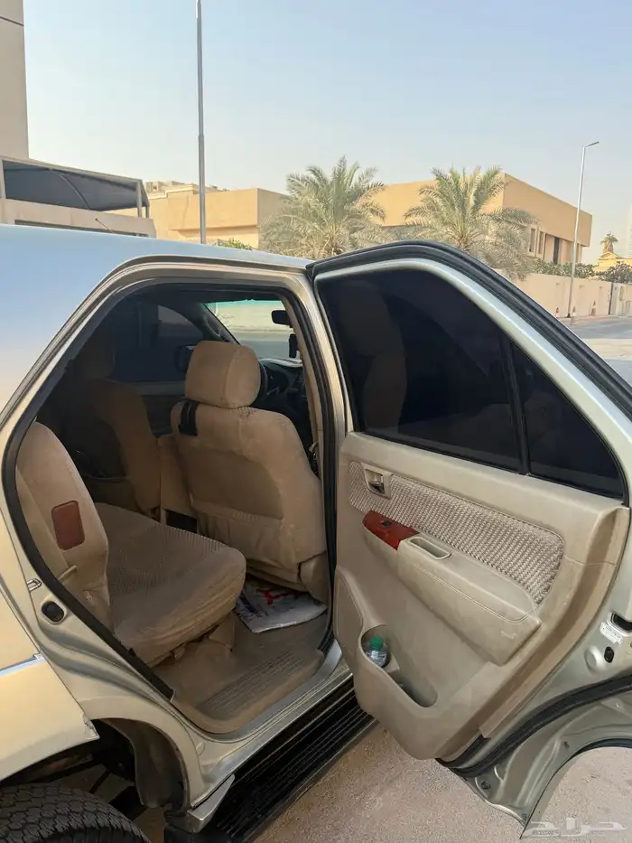 فورتشنر 2011 12