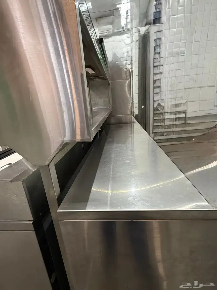 للبيع مجموعة معدات مطعم مستخدمة بحالة نظيفة 37