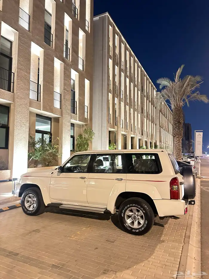 باترول فتك سفاري صالون 2021 قير عادي وارد بترومين فل كامل 11