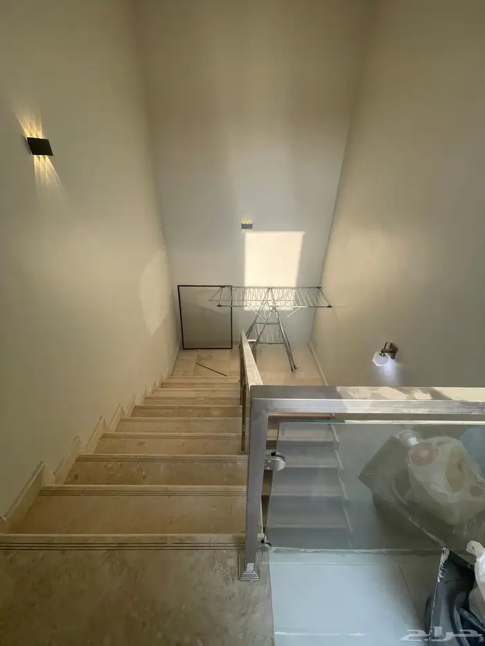 للبيع فيلا المشرقية حي الجنادرية 39