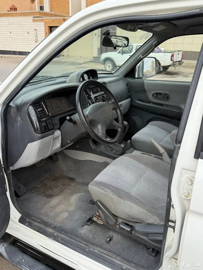 للبيع ميتسوبيشي ناتفيا 4