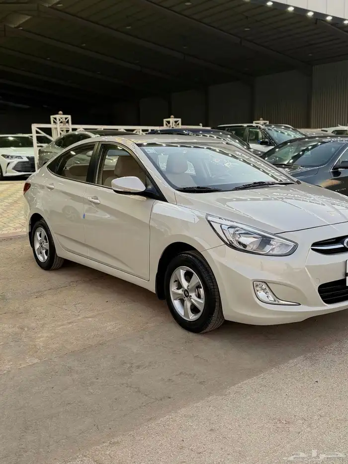 هونداي اكسنت 2016 - مخزن نص فل عداد 27 الف كيلو فقط 1