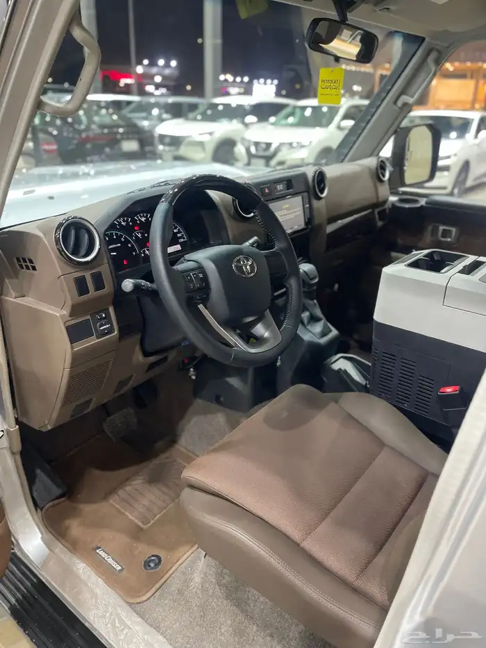 لاند كروزر موديل lc76 2024 فل كامل تخشيب 6