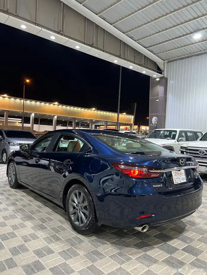 مازدا 6 موديل 2023 لون مميز 3