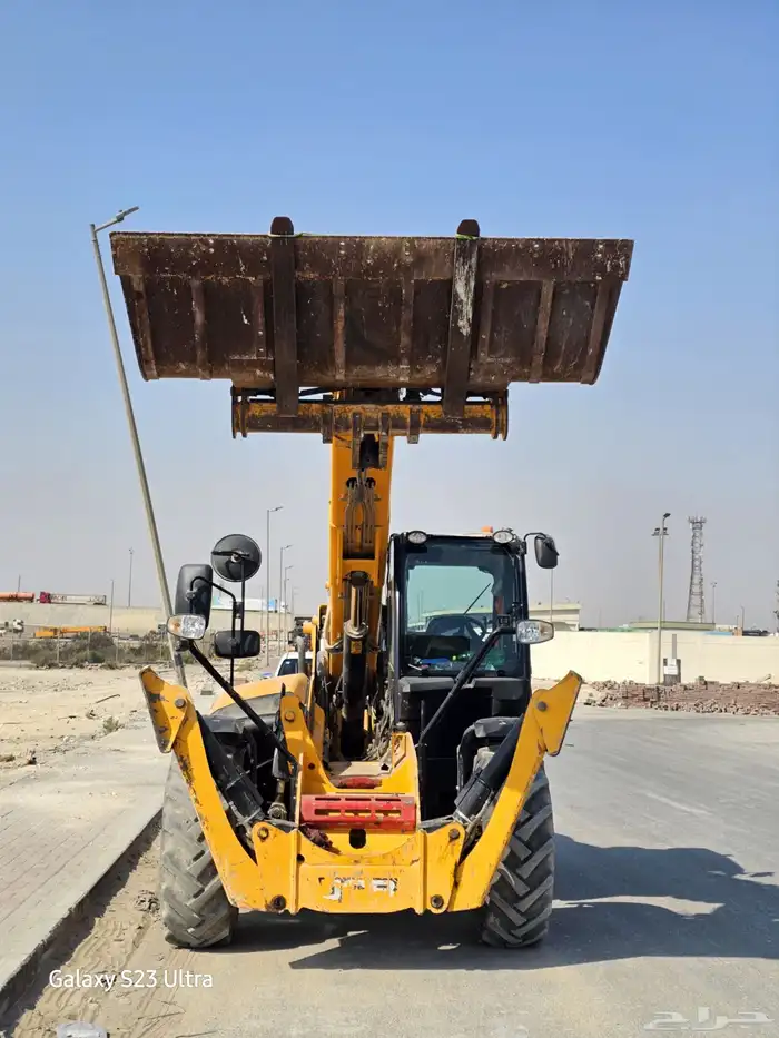 رافعه تلسكوبيه جي سي بي 2