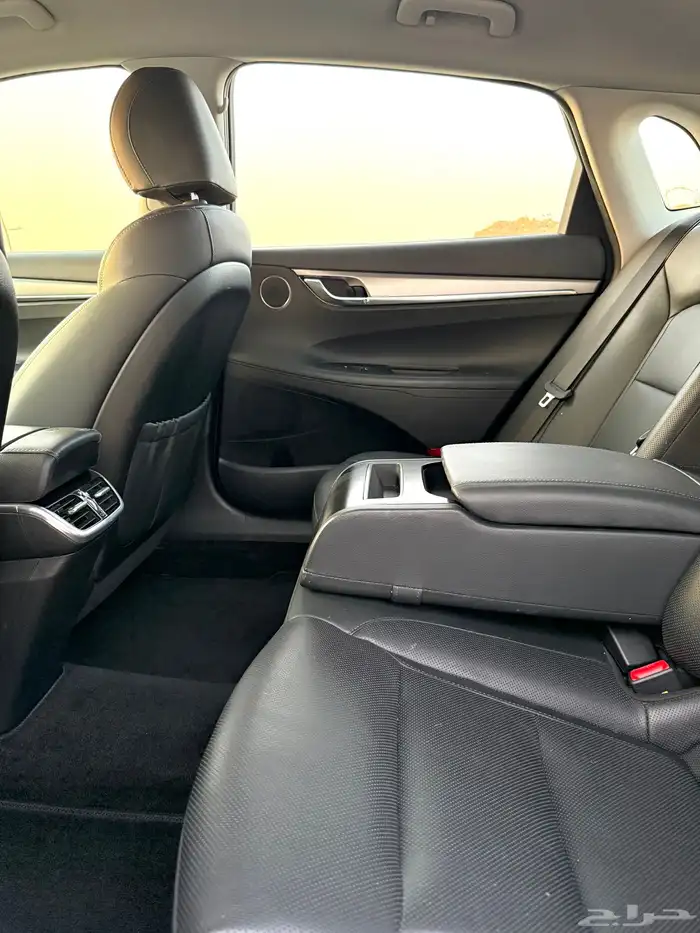 ازيرا 2022 ديجتال 4سلندر بحاله الوكالة للبيع 13