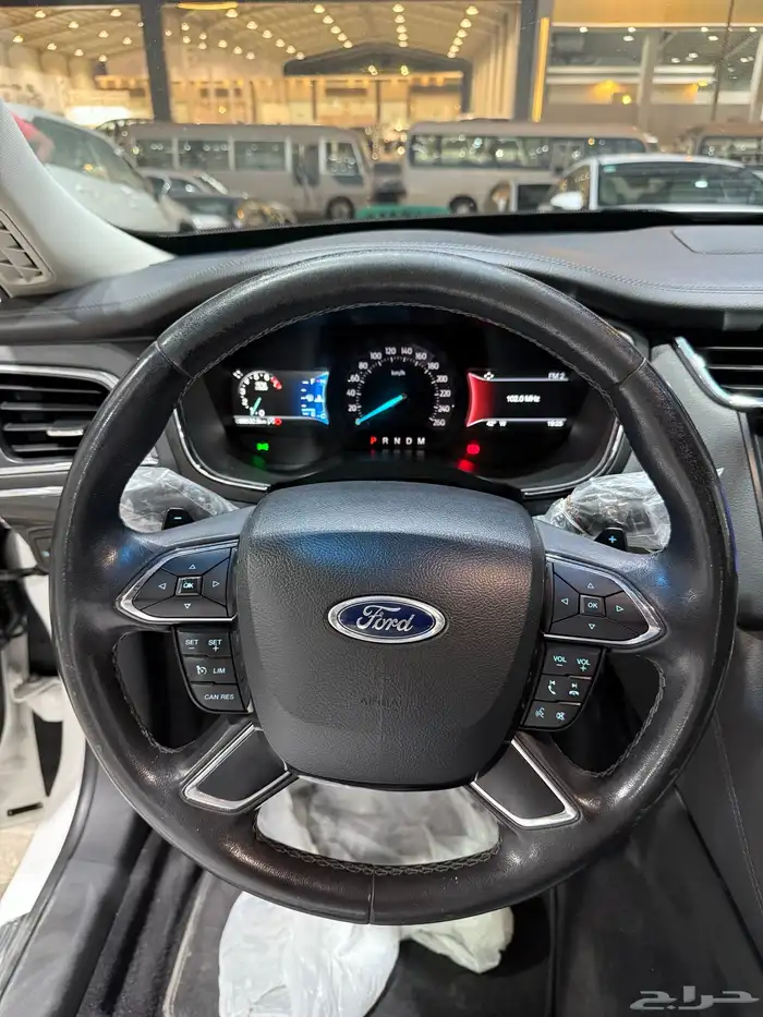 للبيع فورد تورس موديل 2021 14