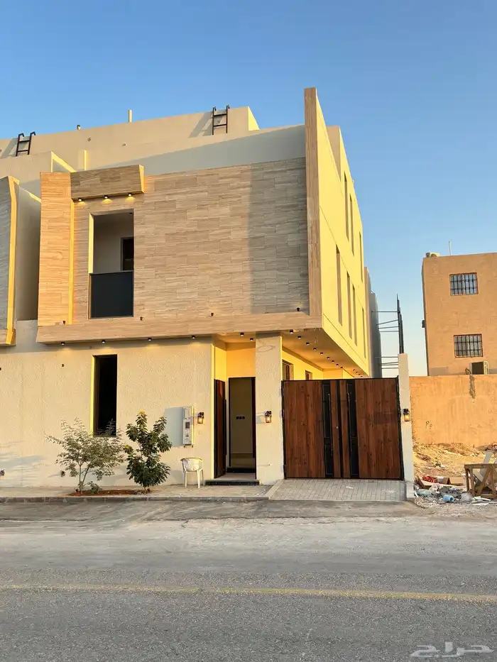 فيلا للبيع بمساحه 200 م بحي المهدية 1