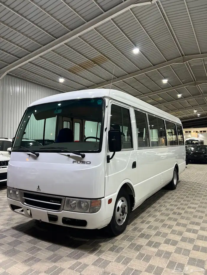 للبيع باص ميتسوبيشي روزا موديل 2014 ديزل ( مخزن) 2