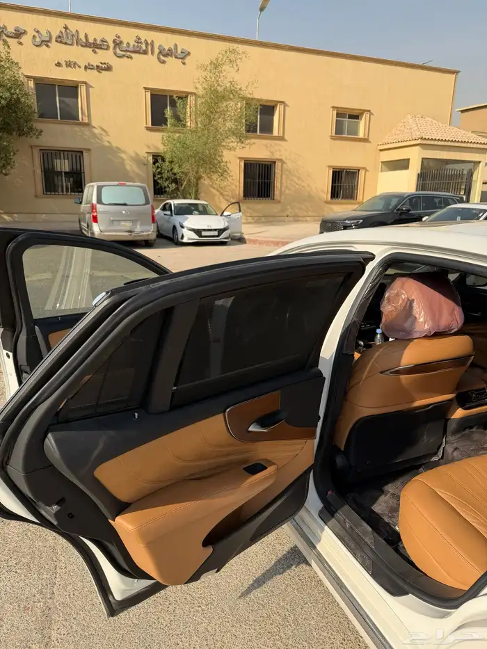 للبيع لكزس 2022 نظيفه 4