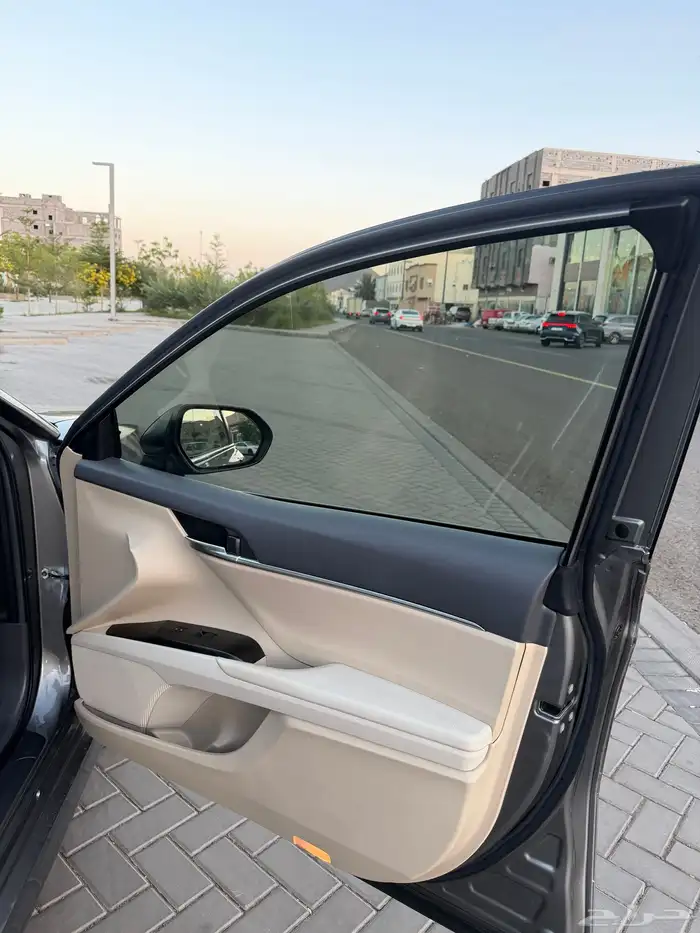 كامري تيتانيوم فل كامل 2023 6