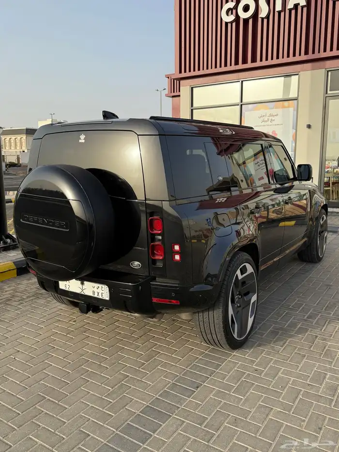 ديفندر 2022 اعلا فئة سته سلندر 2