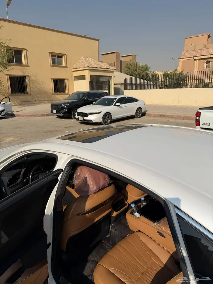 للبيع لكزس 2022 نظيفه 5