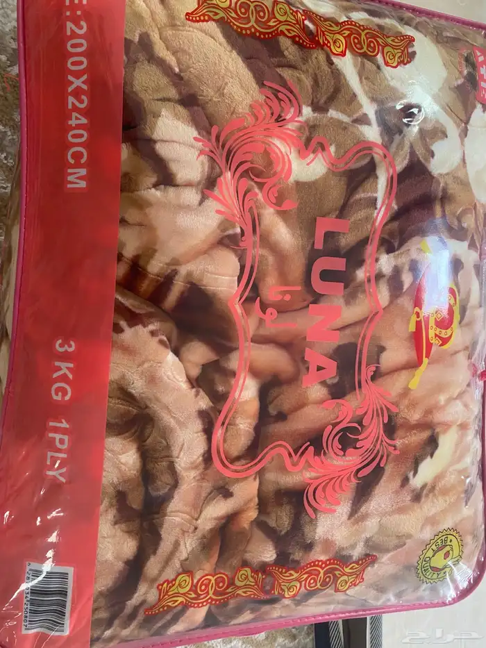 للبيع بطانية جديده جاكيتات بناتي شبه جديد 100 ريال تبوك فقط 1